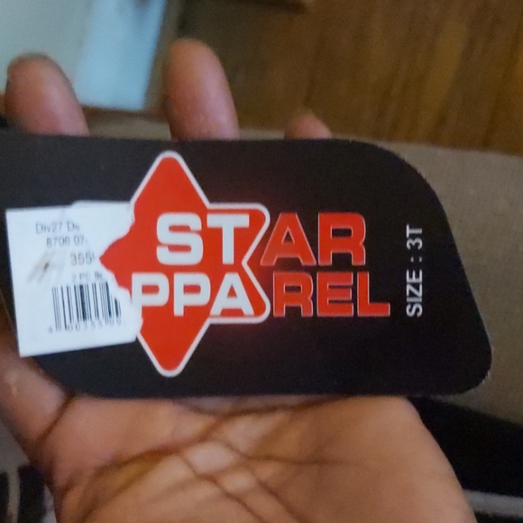 Jogging suit - Picture 2 of 2